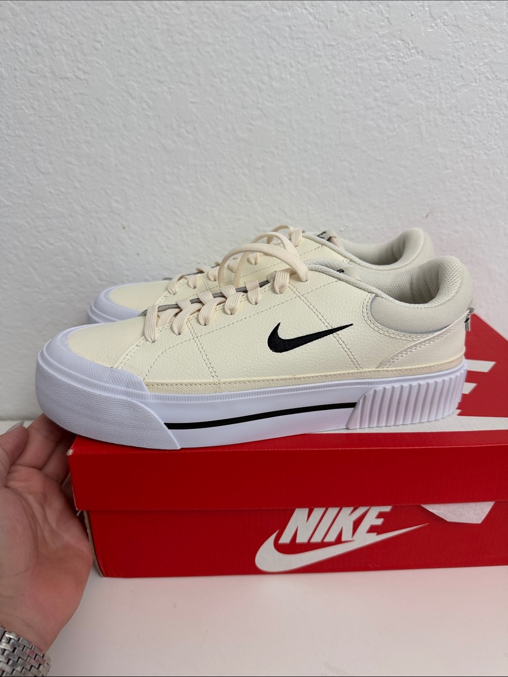 Nike Court Legacy Lift Sneakers/ New.